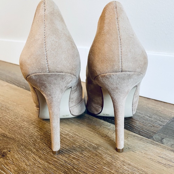 BCBGeneration heels - Picture 2 of 5